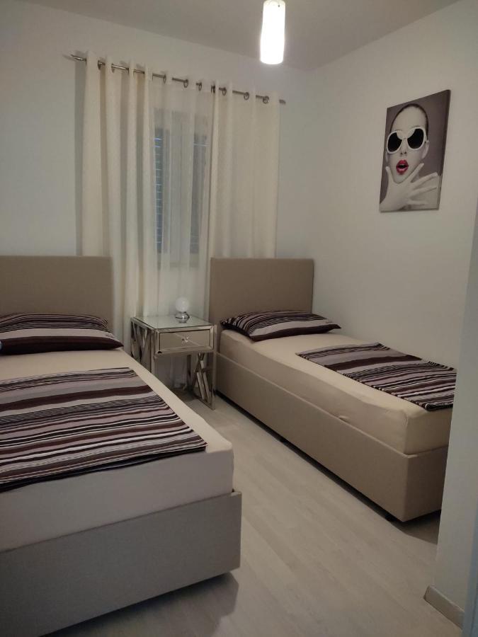 Apartment Josip 2 Трибунь Экстерьер фото